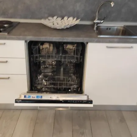 Апартаменты Monolocale In Centro Storico Мальчезине